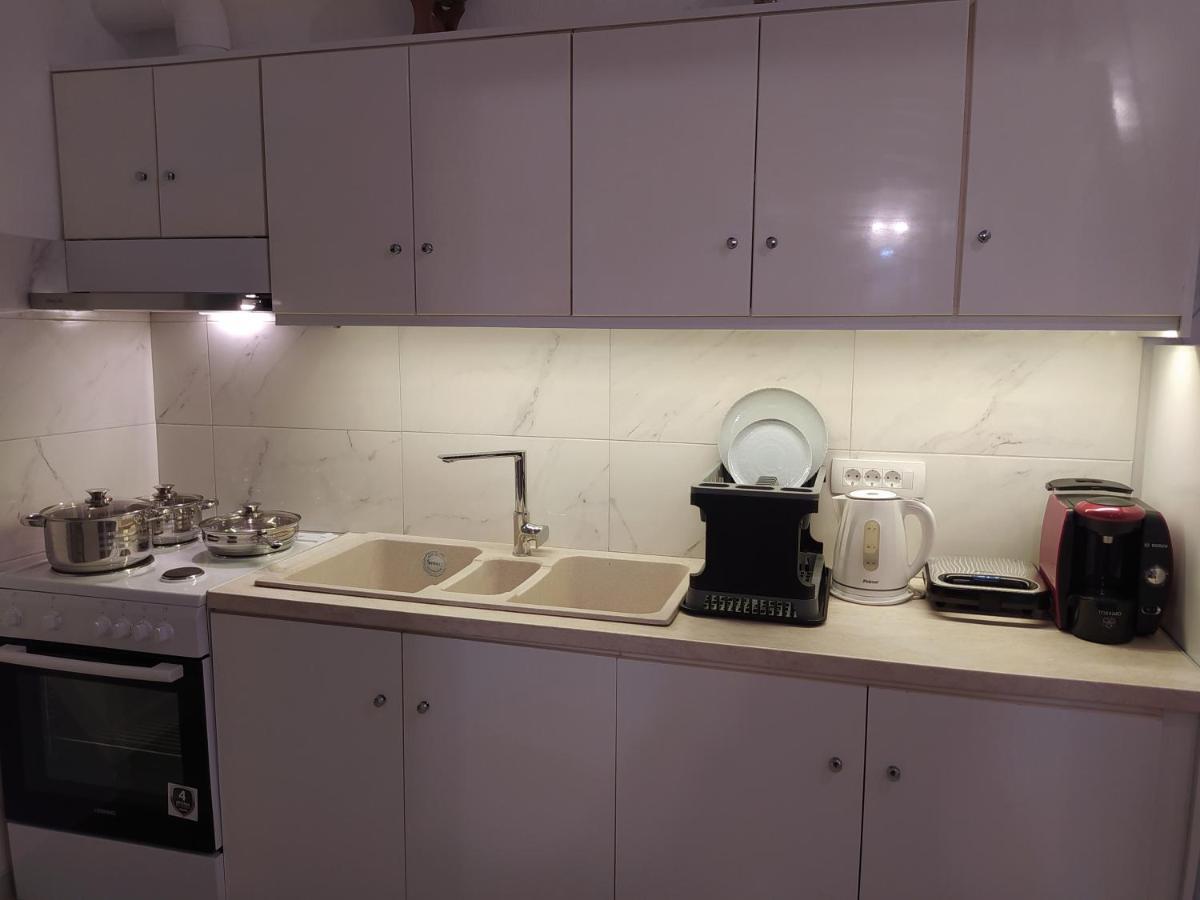 Apartament Mentoras' Complex Emporio  Zewnętrze zdjęcie